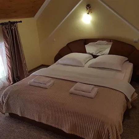 U Neli Penzion Soločin